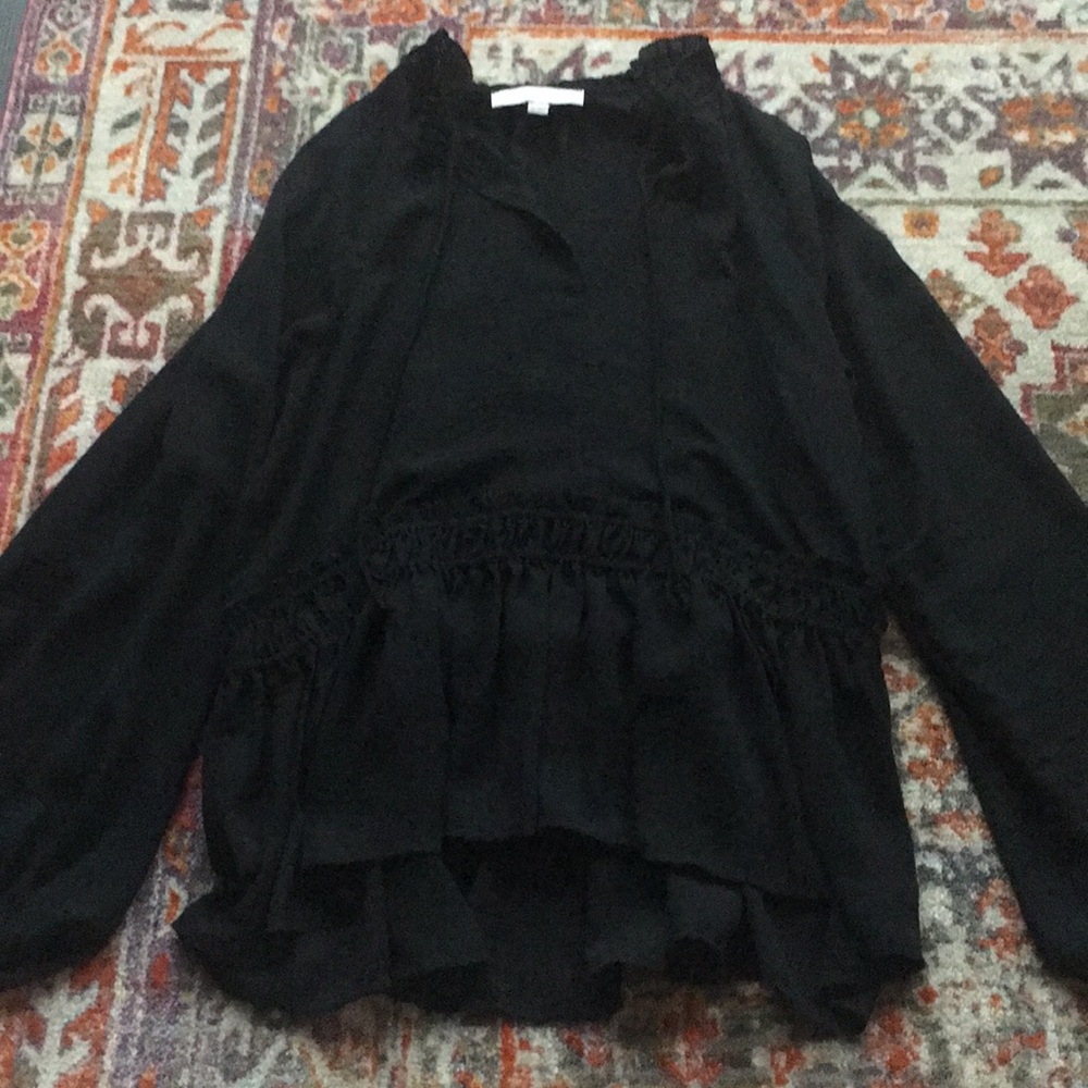 Black lightweight tunic